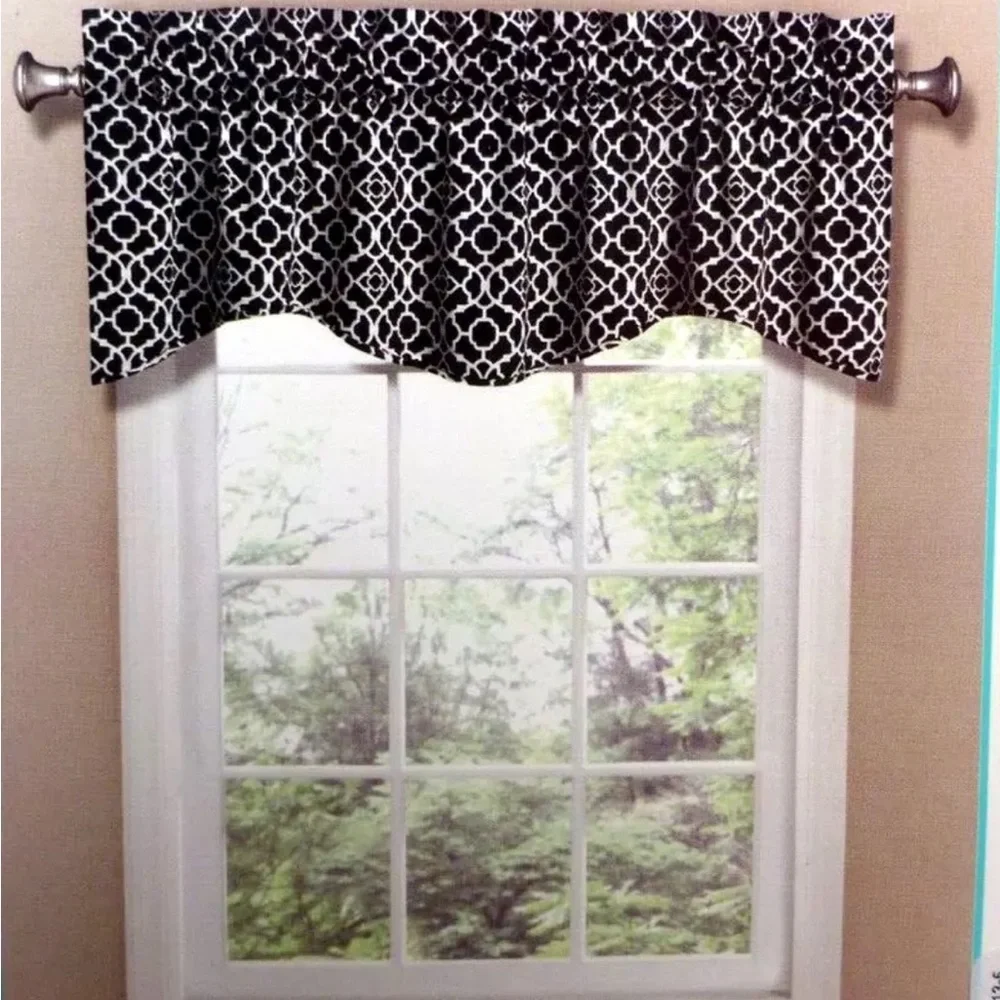WAVERLY Black and White Cotton Patterned Window Valance #0615259A